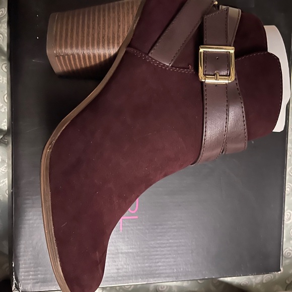 Material Girl Booties - Picture 1 of 3